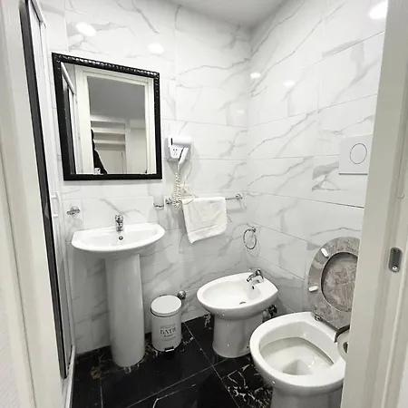Valentino Luxury Suites Naples Exterior photo