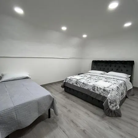 Valentino Luxury Suites Naples Exterior photo