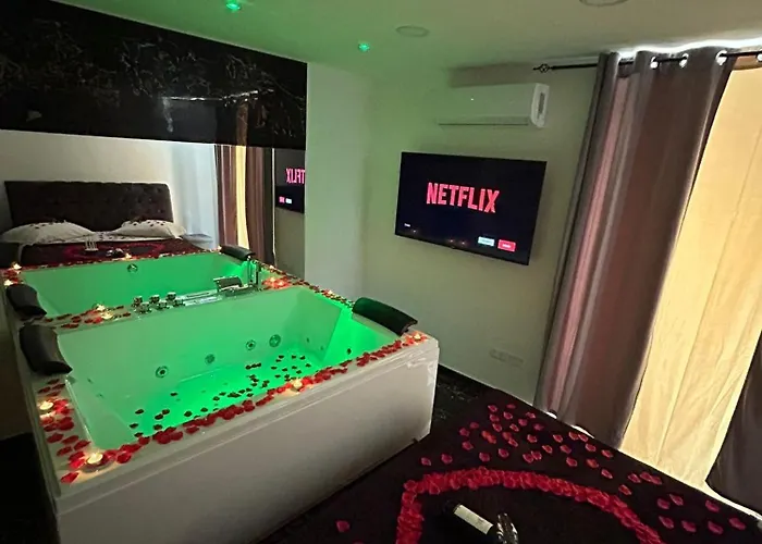 Valentino Luxury Suites